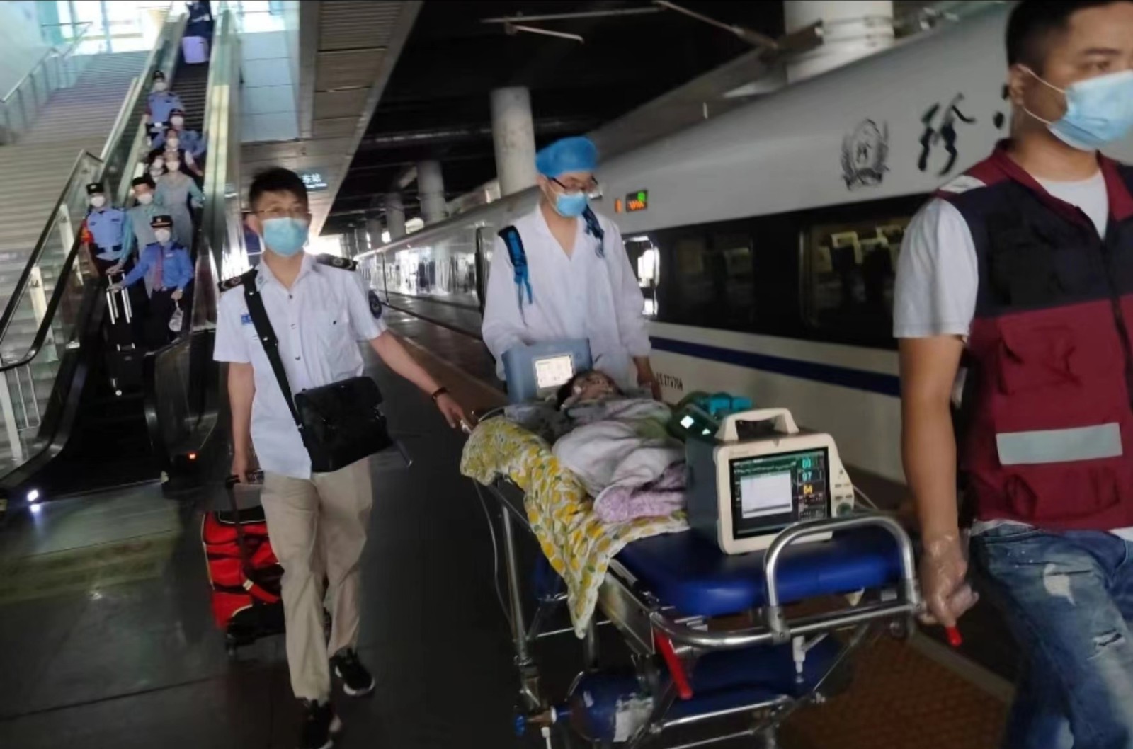 阜新高铁转运公司